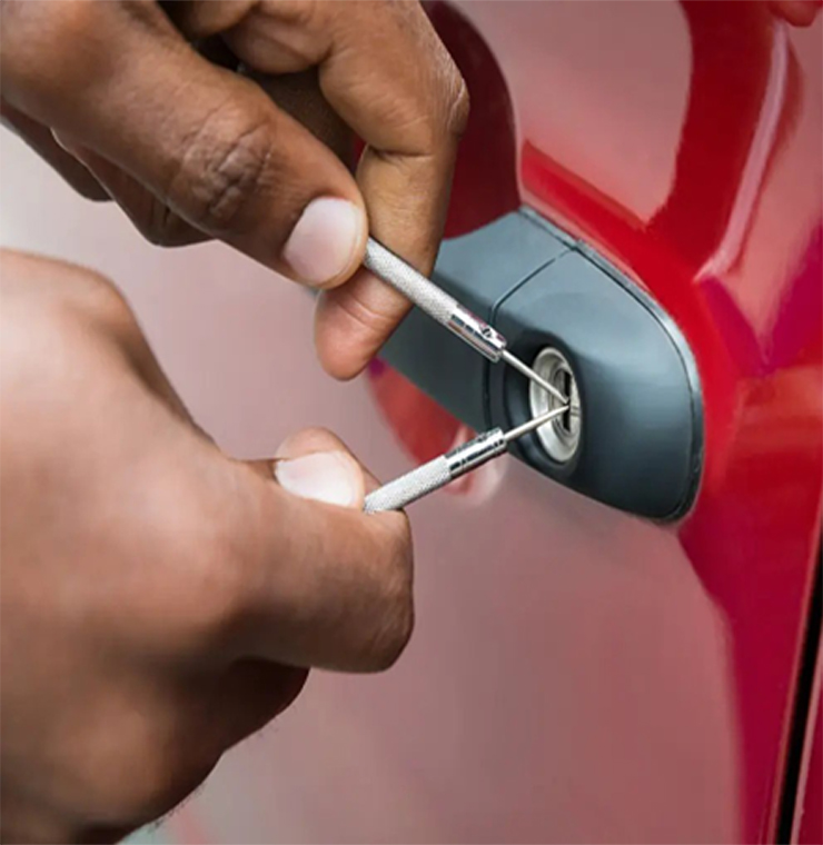 雷波开修汽车锁